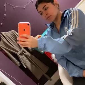 Meet your Posher, Ivette